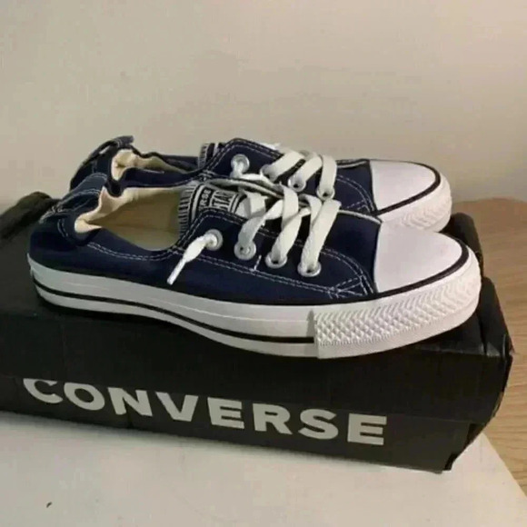 K1136. Converse Shorline-Navy-US 6 Womens - Picture 1 of 4